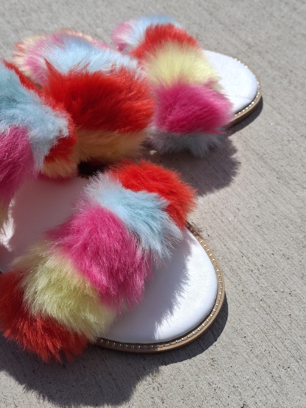 Liliana Multicolor Fuzzy Faux Fur Slide Sandals Size 8.5
